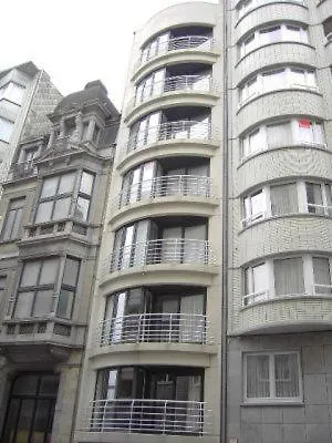 Apartament Gelegen App Met Lateraal Zeezicht